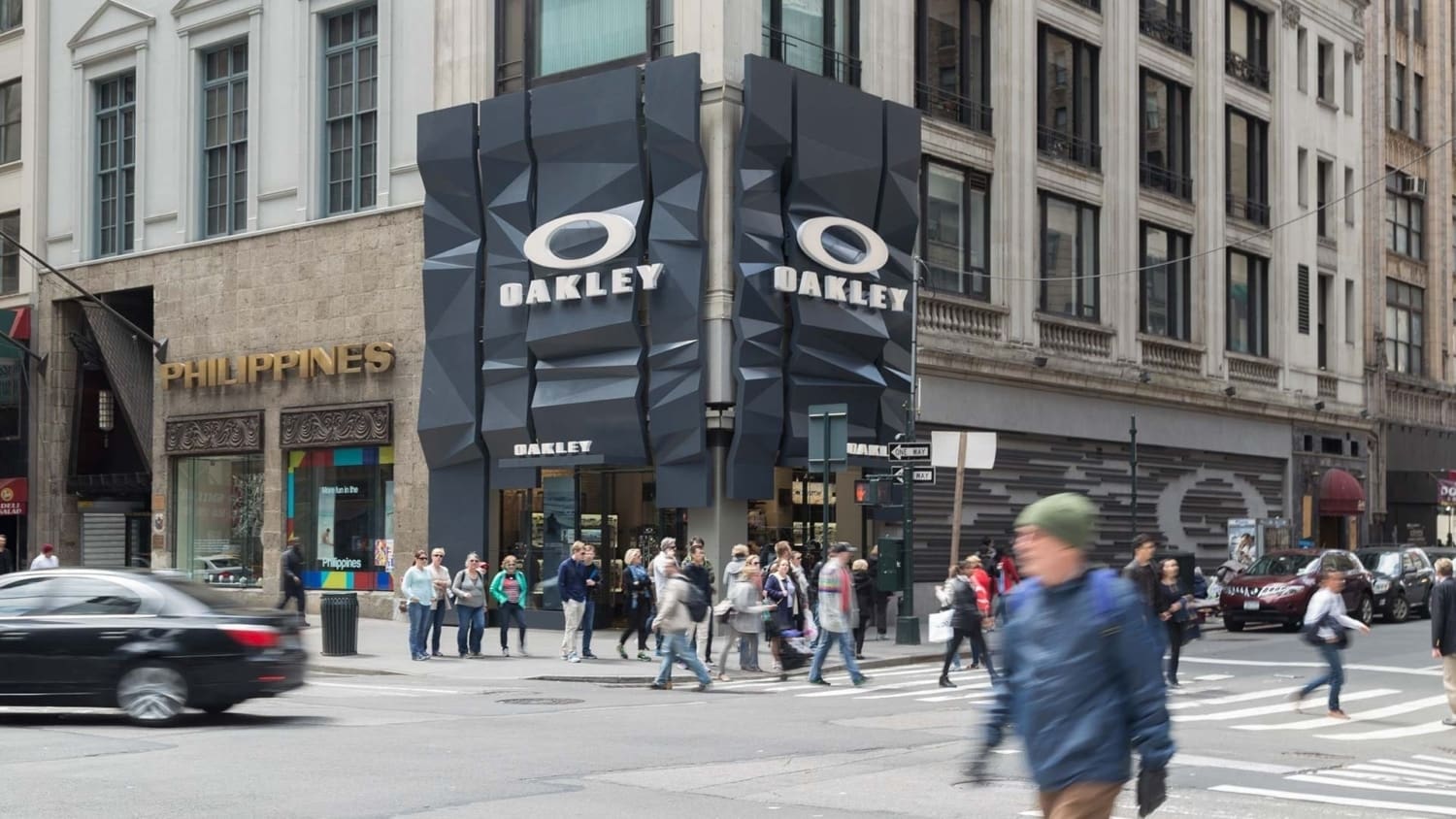 Oakley Headquarters Zahner — Innovation and Collaboration to Achieve