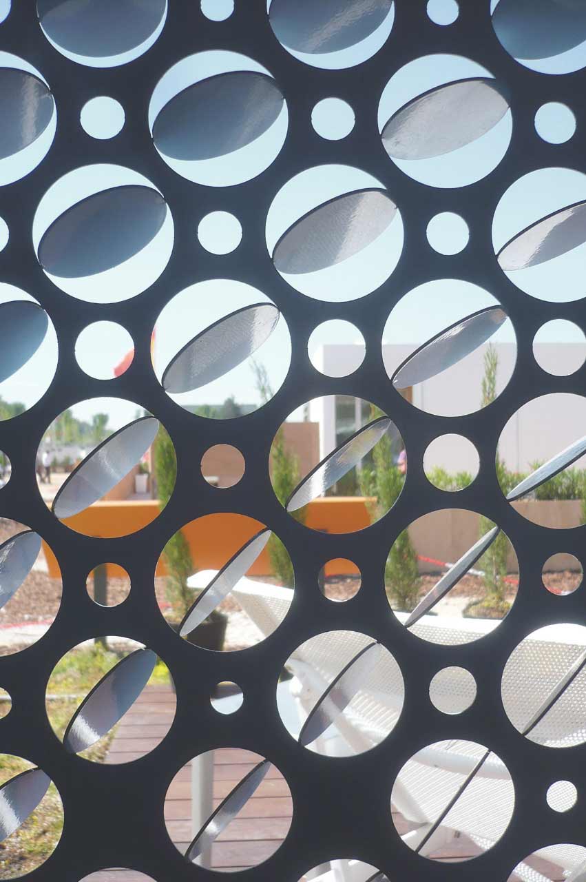 Exterior detail of the Lumenhaus facade.