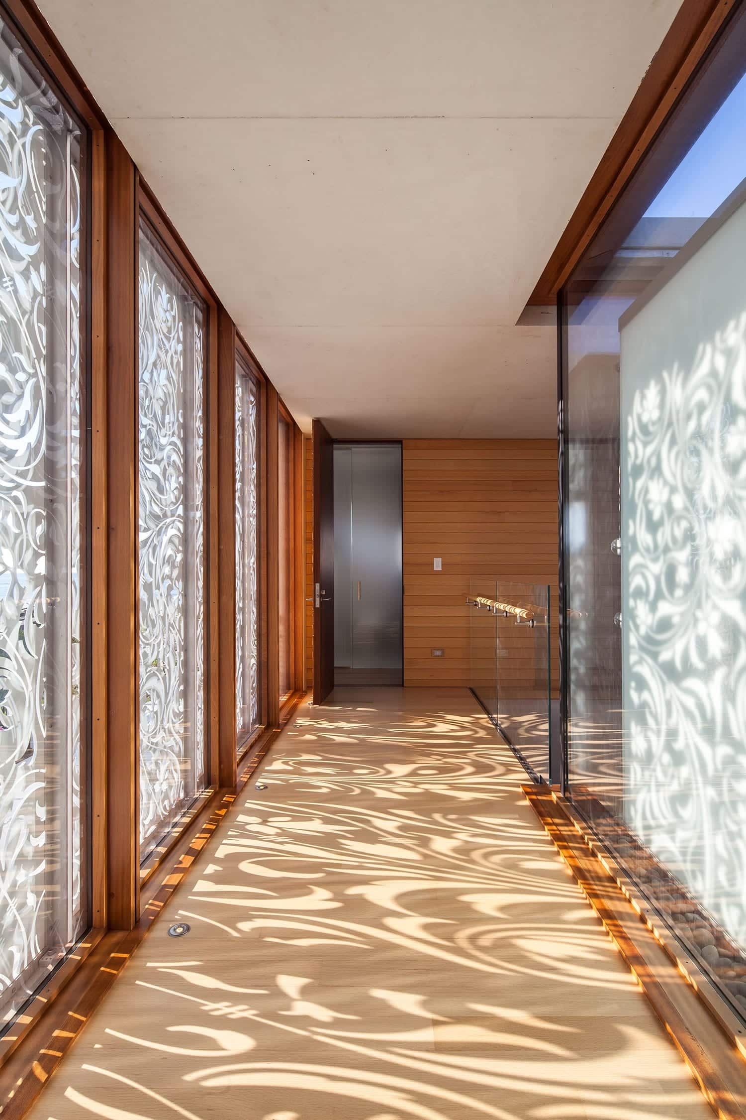 Hamptons Beach House residence designed by Aamodt / Plumb