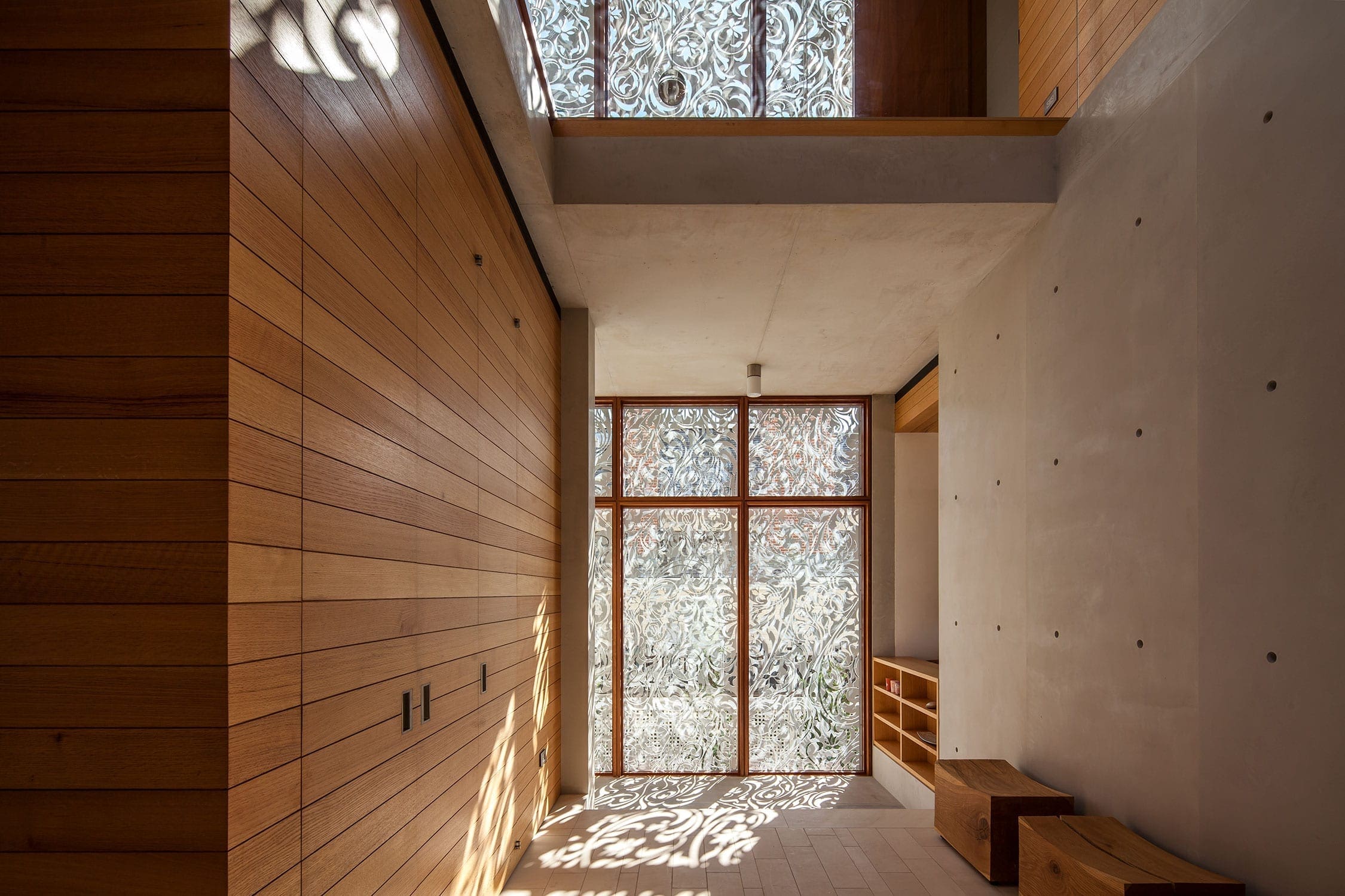 Hamptons Beach House residence designed by Aamodt / Plumb