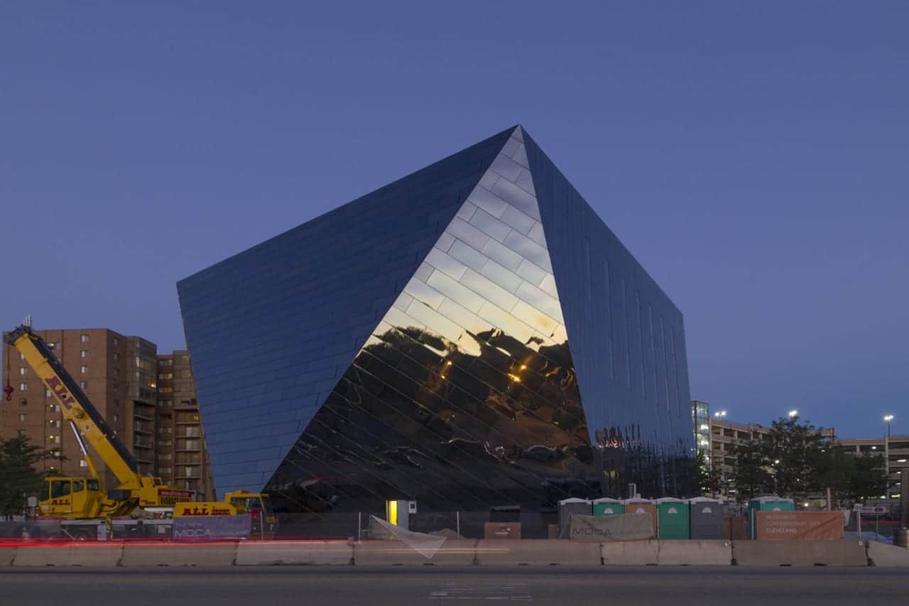 Photograph of the MOCA Cleveland nearing completion.