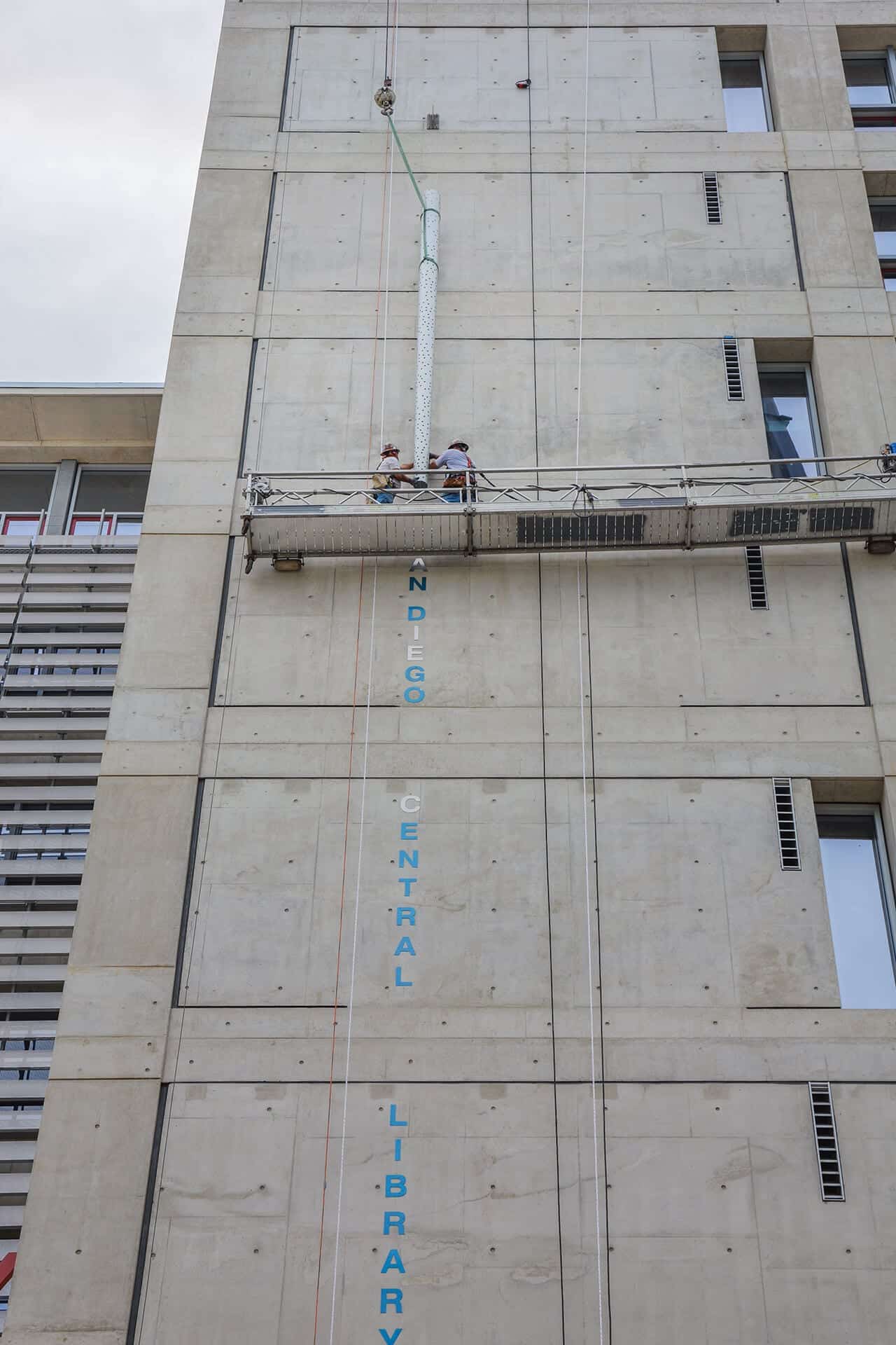 The Mast arrives in prefabricated sections at the site for the San Diego Central Library.
