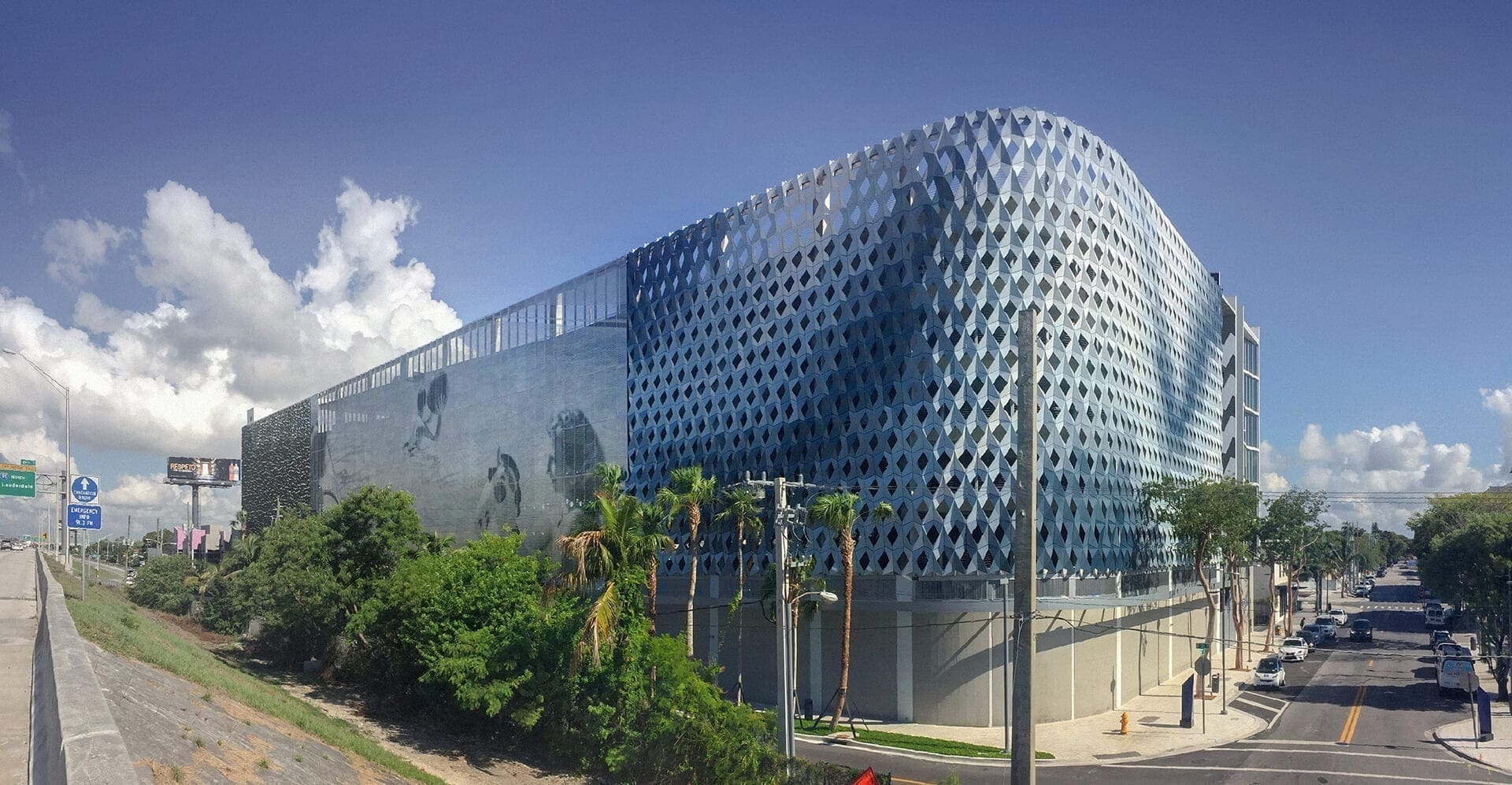 Miami Design District City View Garage, featuring Baldessari's artwork between the Leong Leong Facade and the IwamotoScott facade.