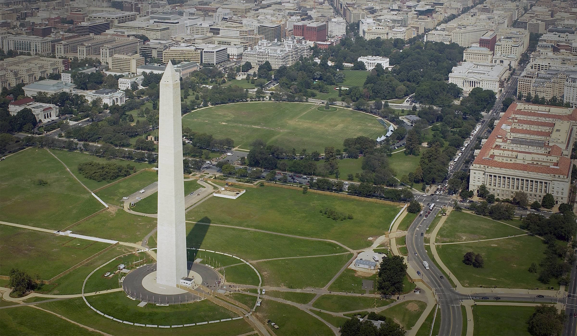 White House and National Monument in Washington D.C.