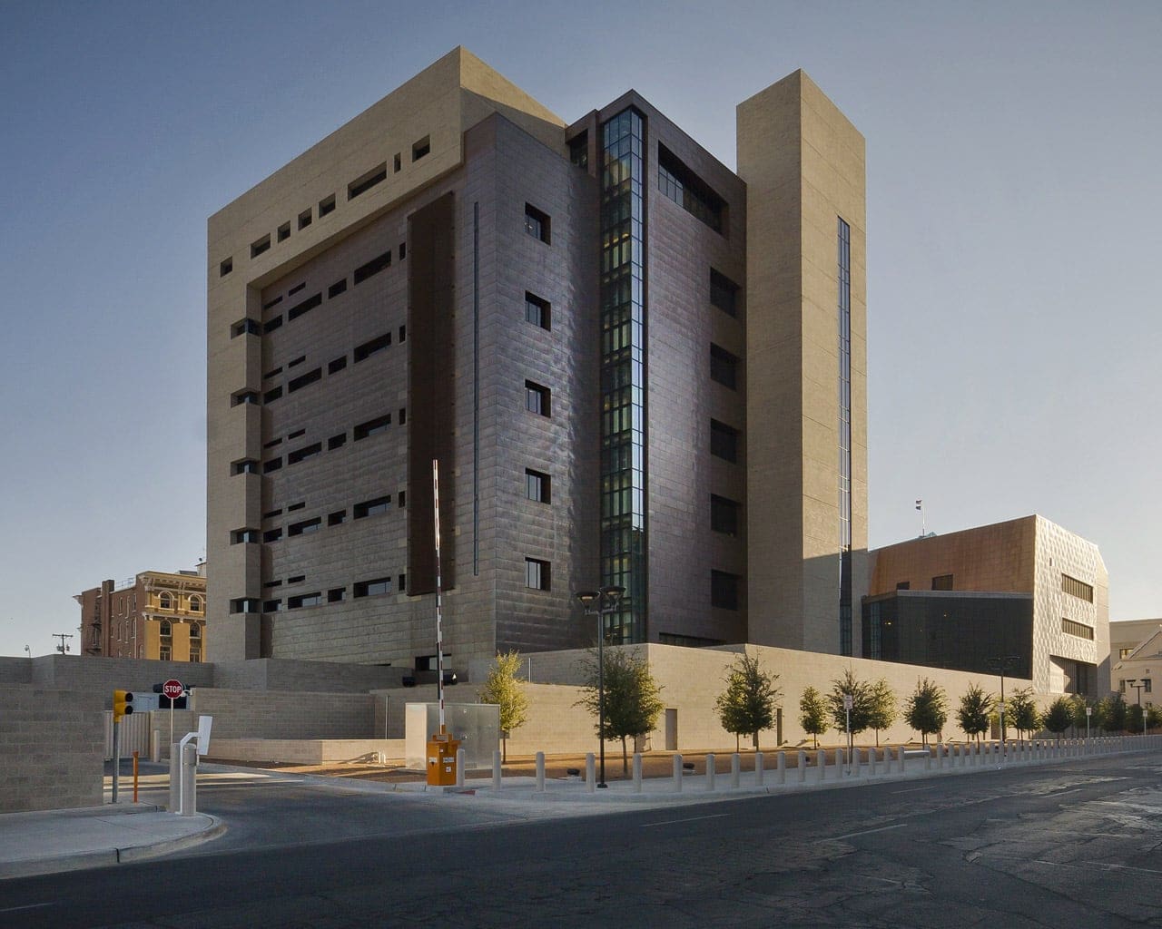 Predock's award-winning El Paso Federal Courthouse features a patinated copper facade, with a Dirty Penny-like finish.